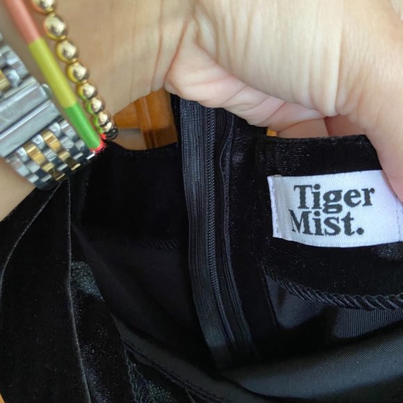 NEW Tiger Mist Candice Black Velvet Cutout Dress - Picture 9 of 13